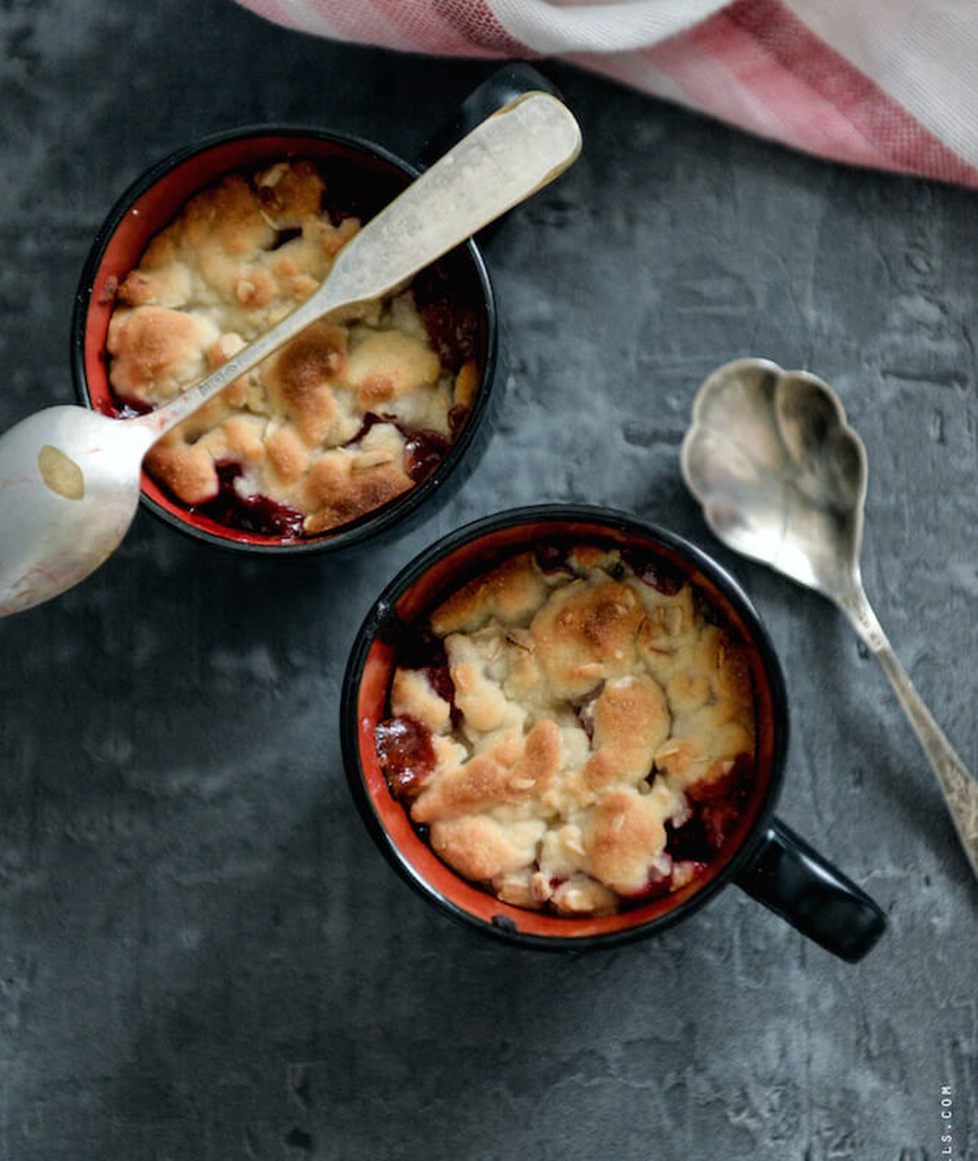 Rabarbarowe crumble