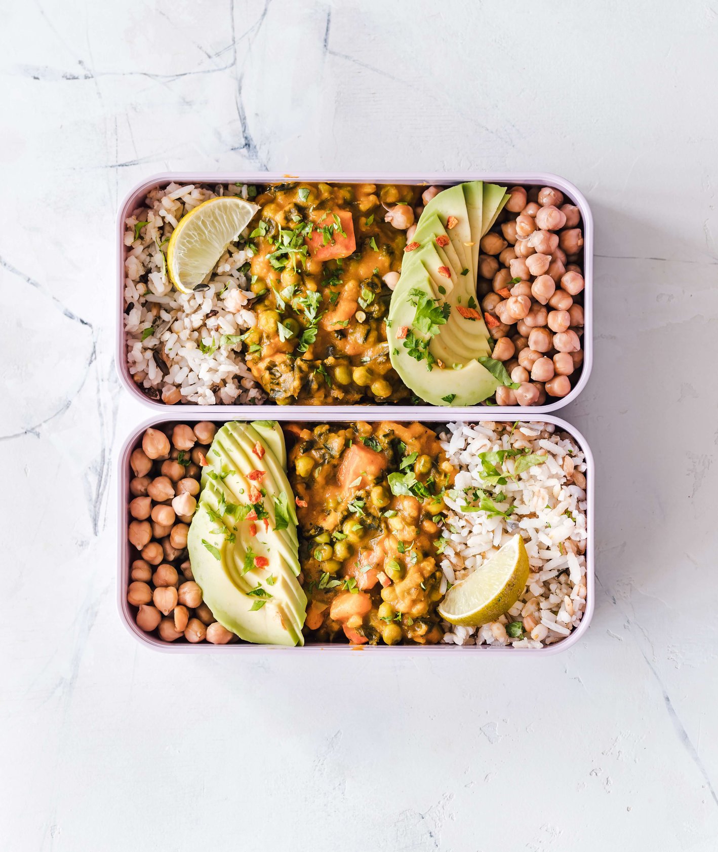 Lunch box z zestawem lunchowym (fot. Ella Olsson)