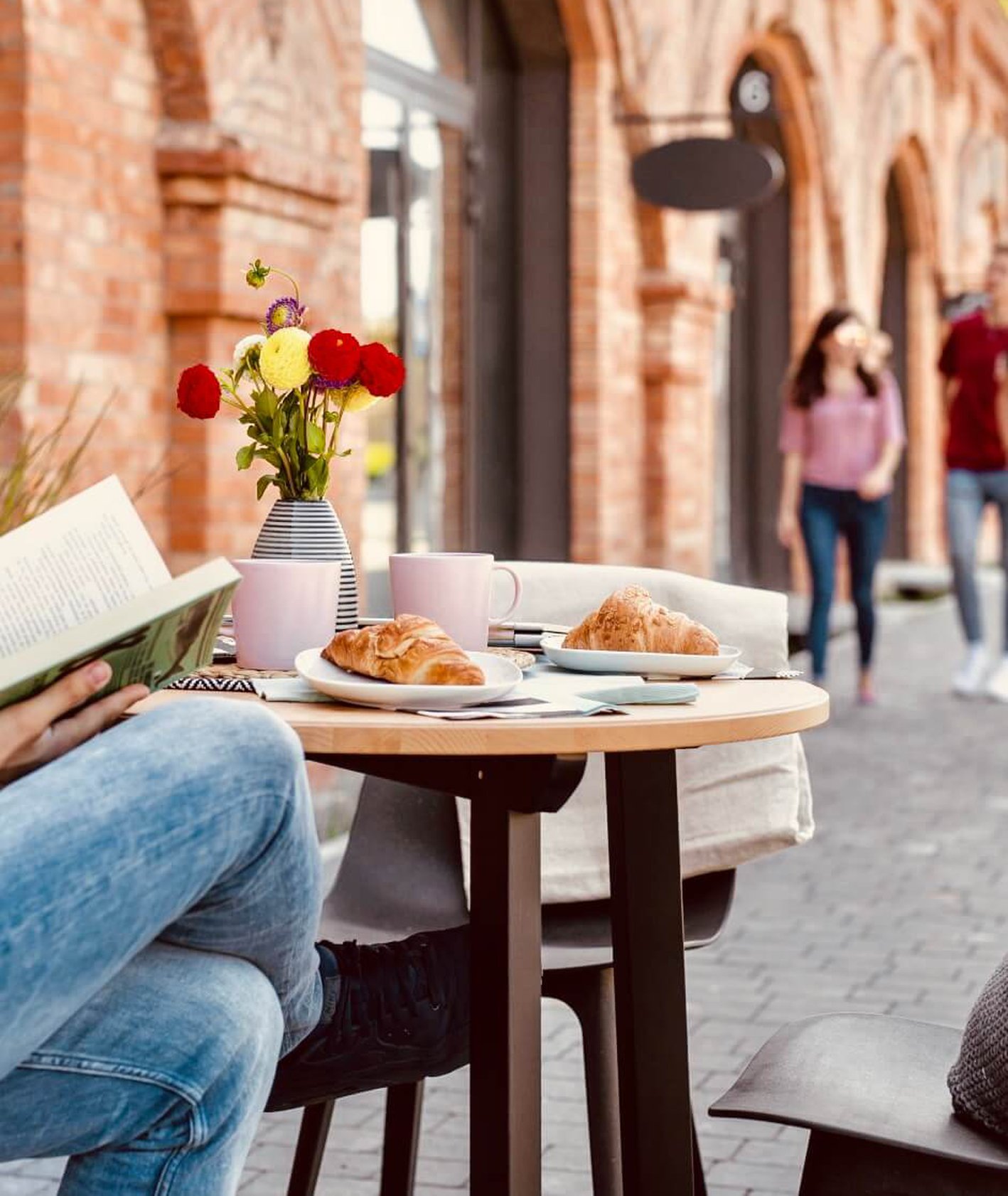 Kompleks restauracyjny niedaleko miasteczka wilanów, nowe miejsce na gastronomicznej mapie warszawy (fot. materiały prasowe Fort 8)