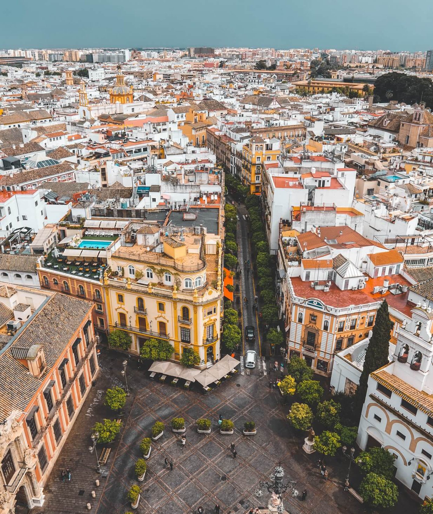 Panorama Madrytu (fot. Jack Gisel / unsplash.com)